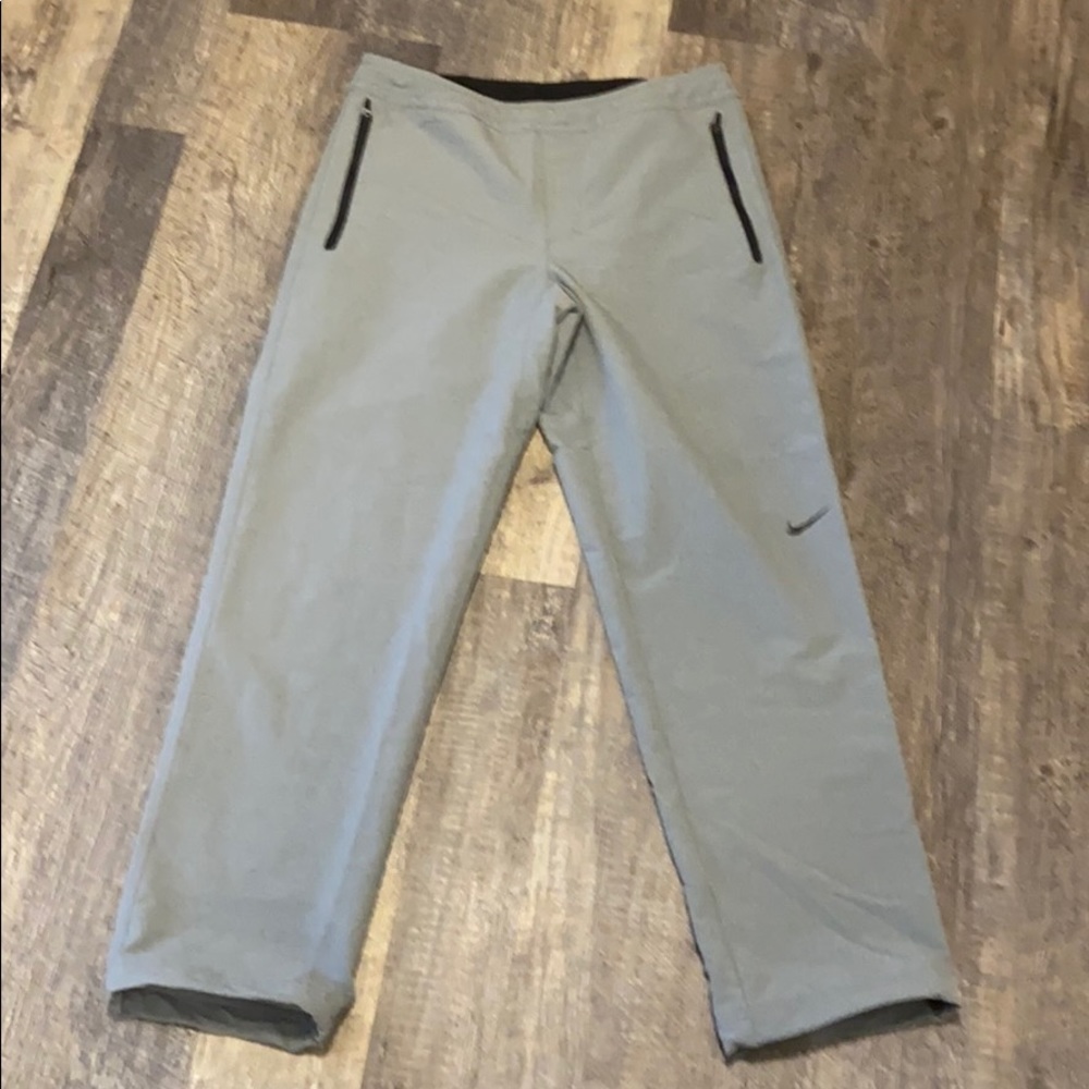 Men’s Nike pants Medium